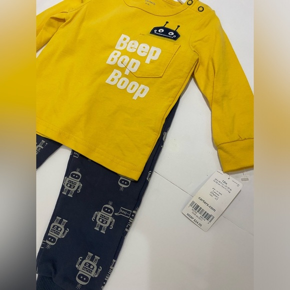 🆕NWT CARTERS kids pajamas size 12M🆕 - Picture 2 of 6